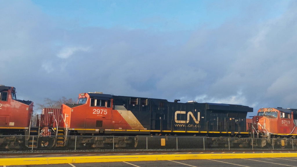 CN 2975